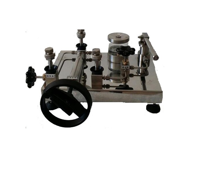 KT105 Hydraulic comparator