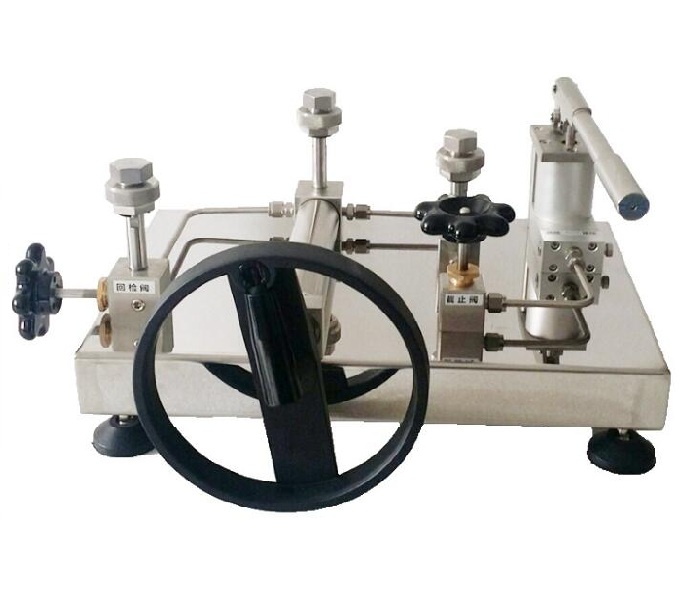KT25 Pneumatic Comparator
